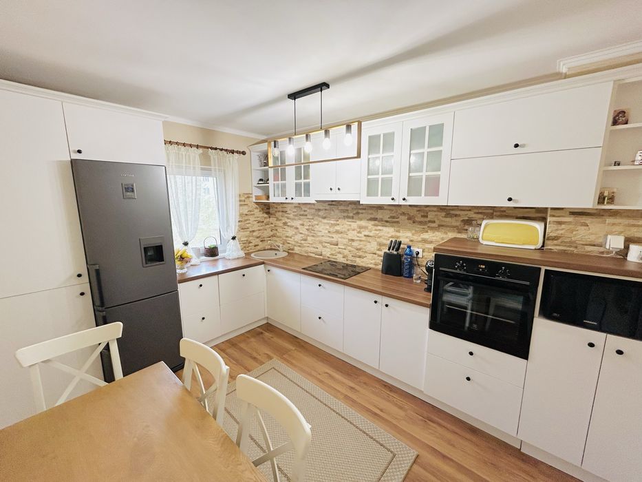 Apartament 4 camere + garaj sub bloc, Etaj 1, Hortensiei, Parc Central