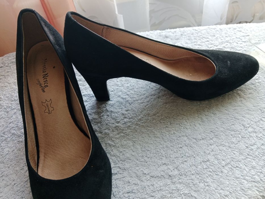 Туфли замшевые  размер 38