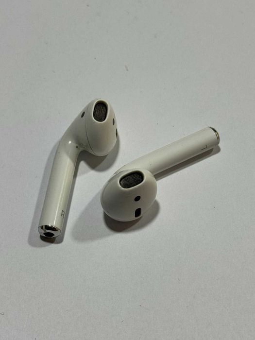 Apple Air Pods 1 Gen