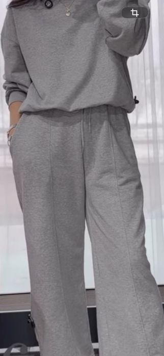 Продам спорт костюм