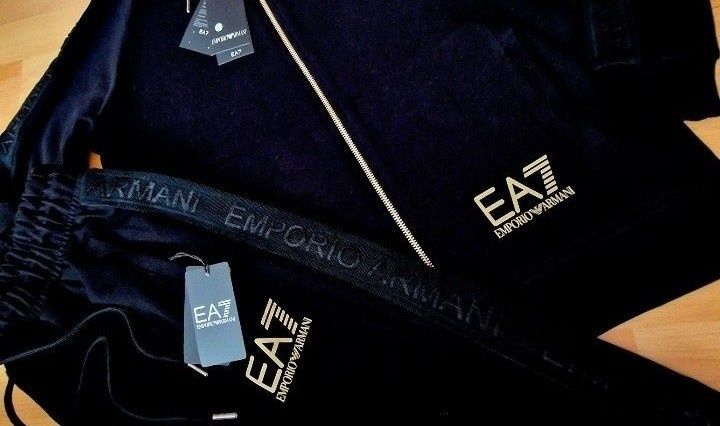 Trening bumbac Armani,logo auriu,feronerie metalica