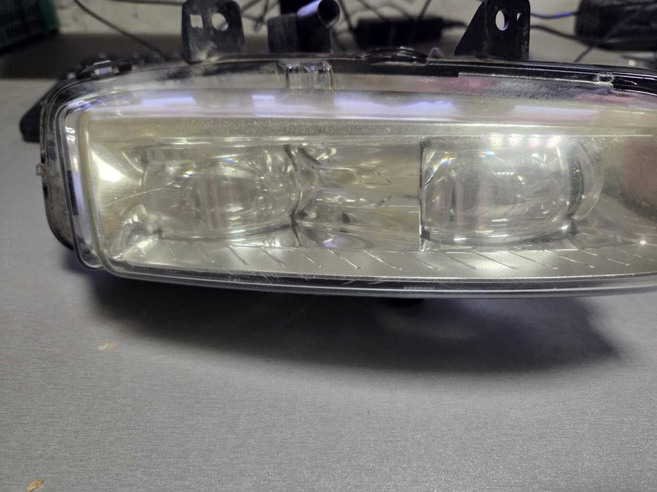 Proiector dreapta Land Rover Range Rover Evoque 2012 - 2015