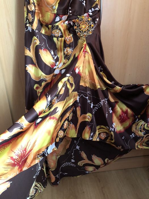 Rochie saten de seara