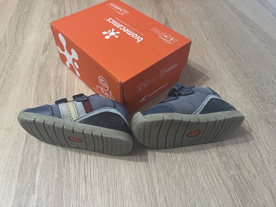 Incaltaminte imblanita Biomecanics