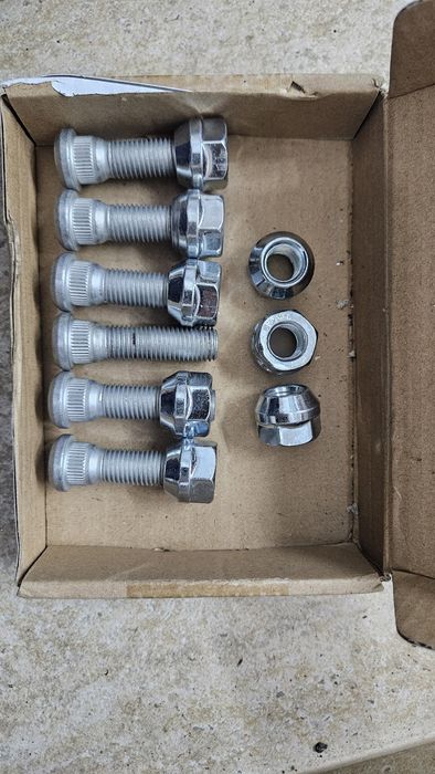 Vand prezoane (bolt) roata