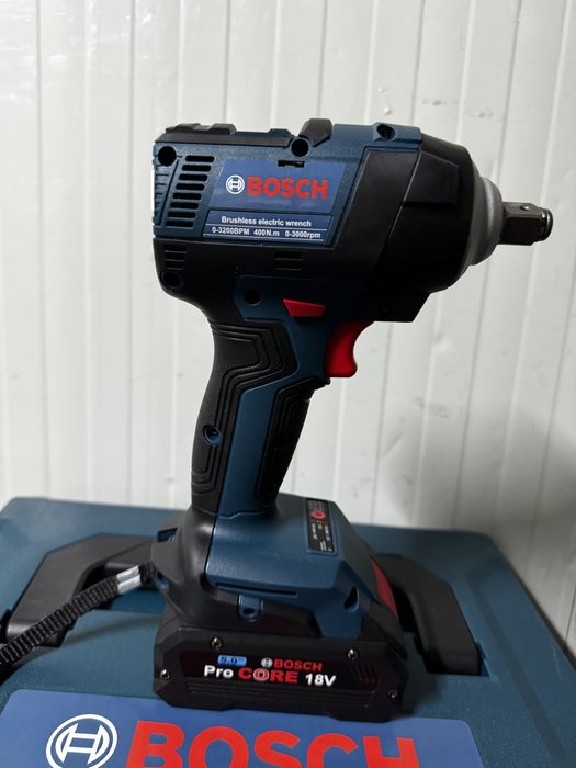 Bosch impact + flex cu afisaj acumulatori