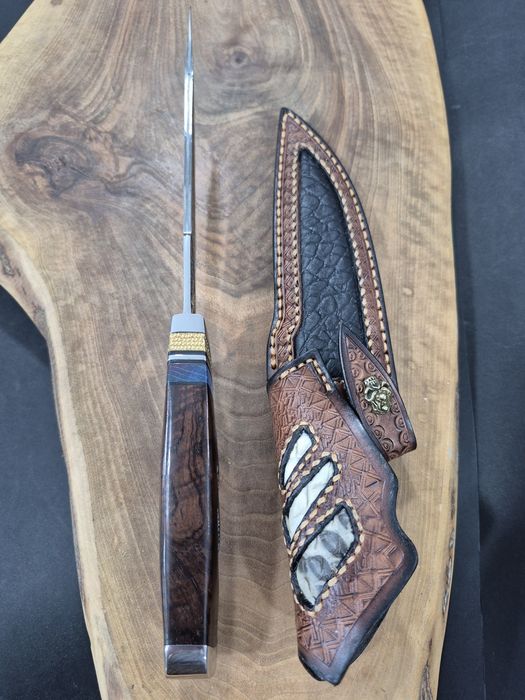 Ръчно изработен ловен нож дамаска стомана с кожена кания LN432