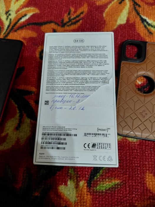 Продам айфон 11.