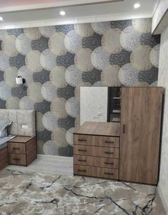 Хамза.  Новостройка. Чиланзар Е.  2комнатная. С обстановкой