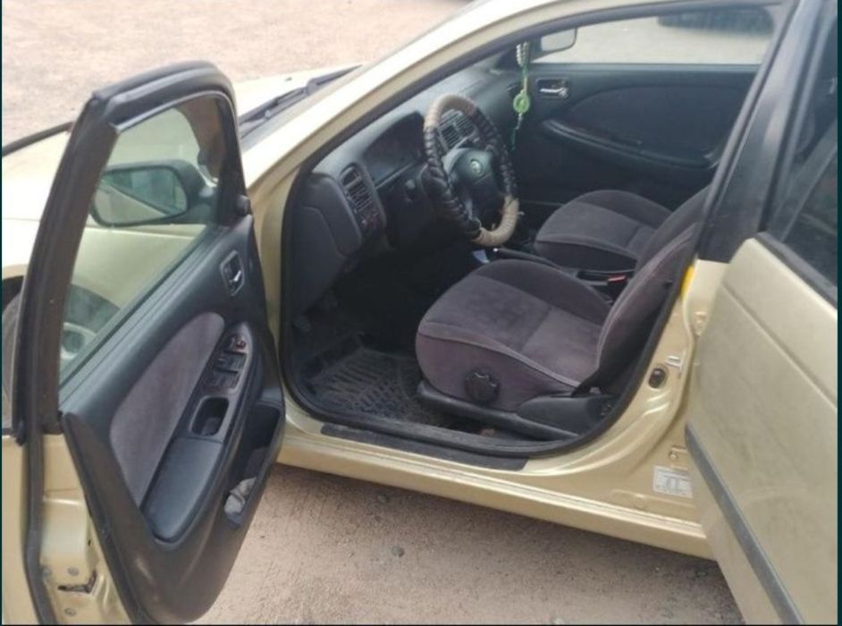 Toyota Avensis 2.0 Срочно.