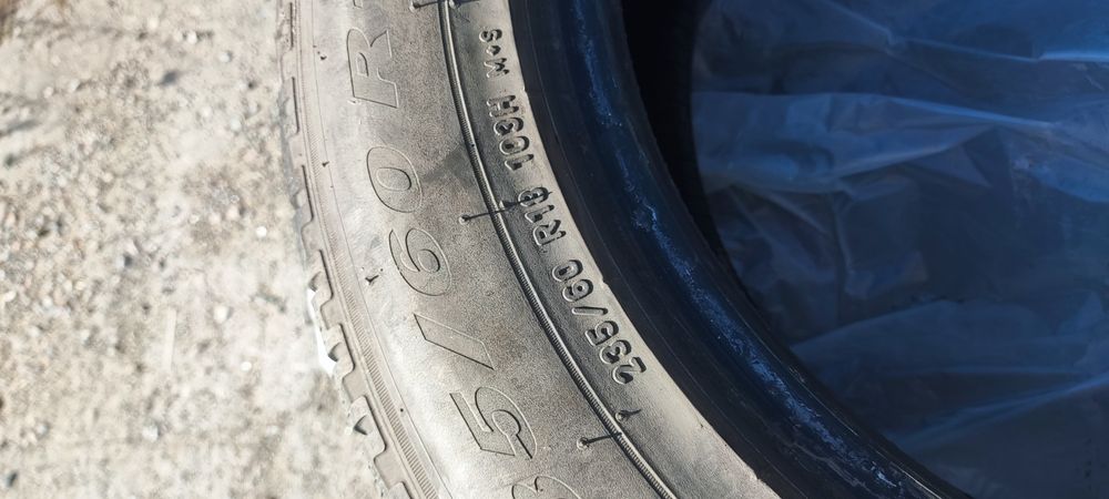 Комплект шин pirreli 235/60/18