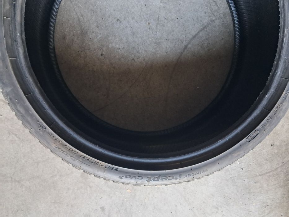 Anvelope second hand iarna 255 35 R21 Hankook 7.4mm 2022