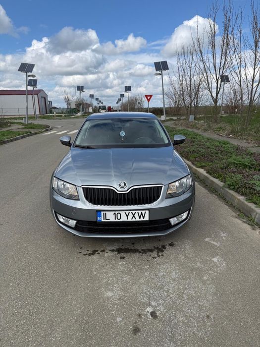 Se vinde Skoda Octavia 3 cu urmatoarele optiuni: