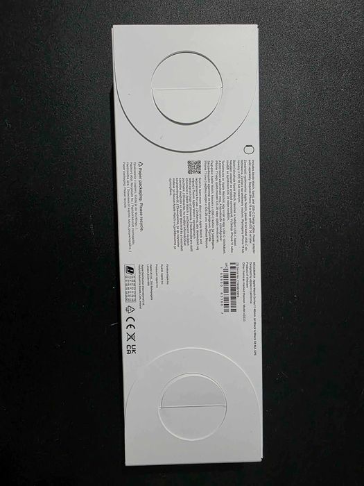 Продавам Apple Watch Series 11, 46 мм, цвят Jet Black.