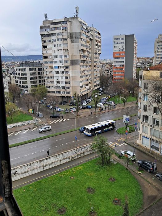 Дава се под наем Тристаен апартамент в Варна, Лятно кино Тракия - 72 кв.м за 408 € - Снимка #16