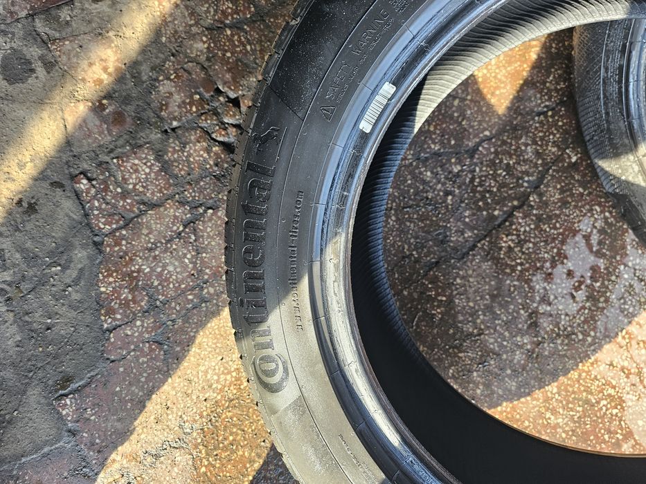 Vand 4 cauciucuri continental iarna