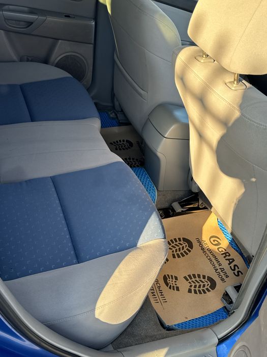 Продам Mazda Axela, 2004года