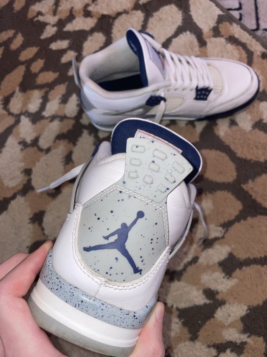 Jordan 4 midnight navy 42