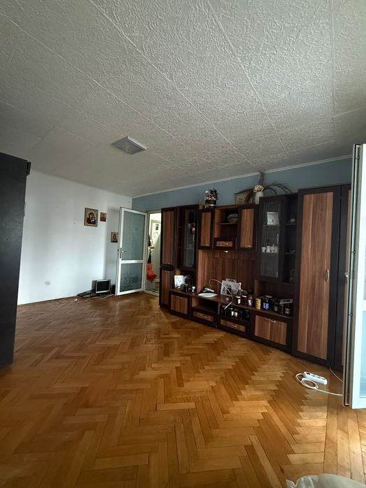Apartament de vânzare