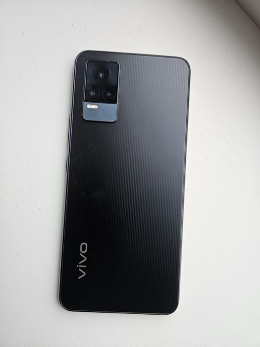 Продам Телефон Vivo