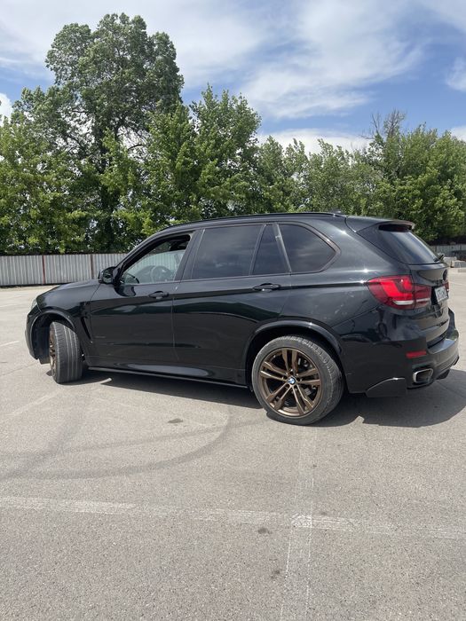 Продам bmw x5 f15