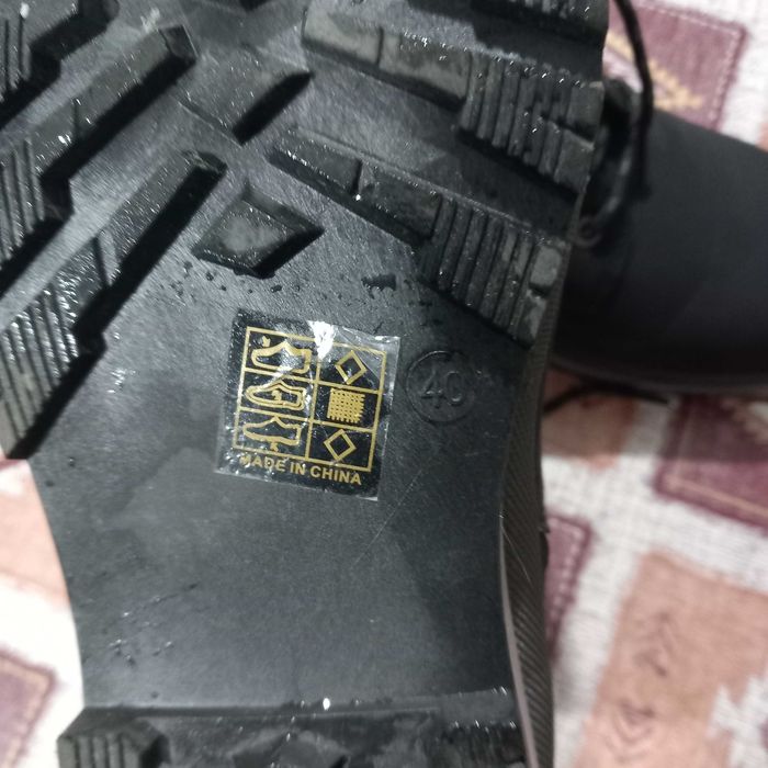 Дамски боти номер40