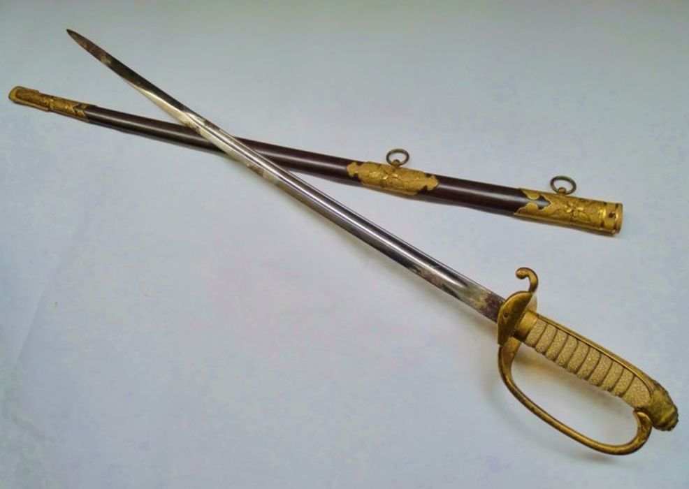 Японски императорски военноморски меч