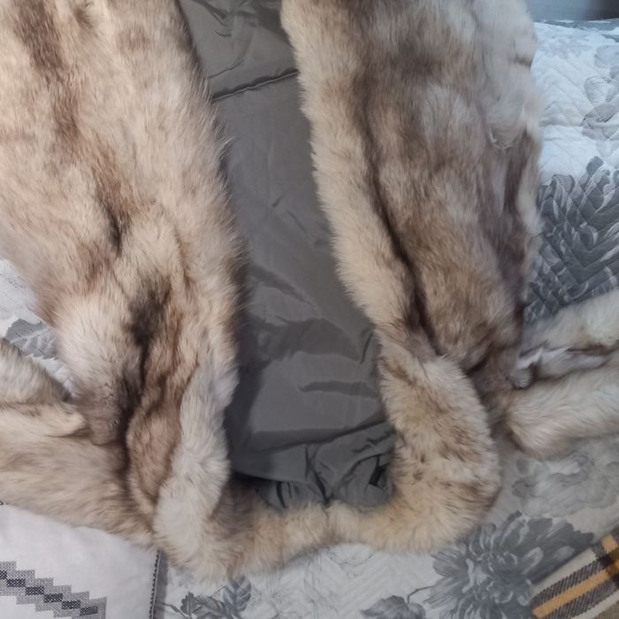 Дамско палто от сребърна лисица