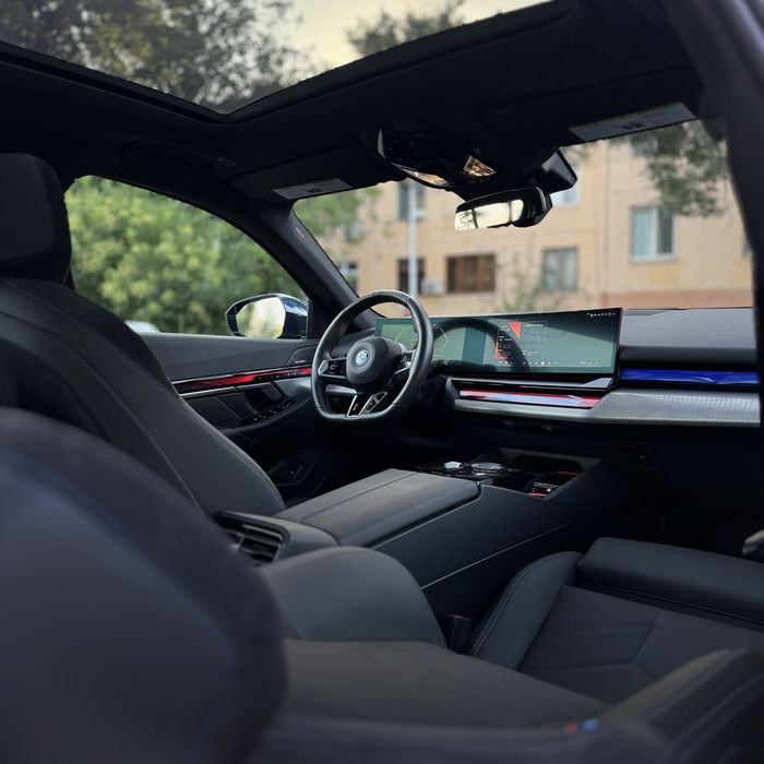 BMW 550e Почти новый