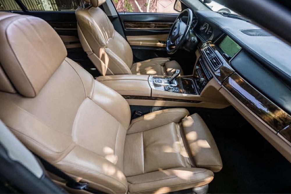 Vand/Schimb Bmw 740 xd 313CP Facelift