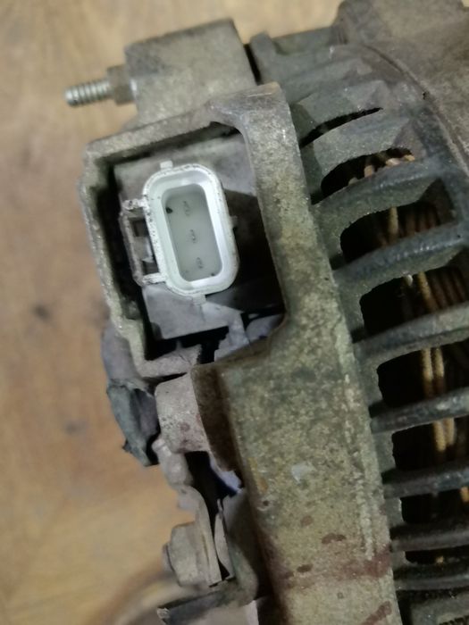 Мазда МПВ, 2.5 генератор.