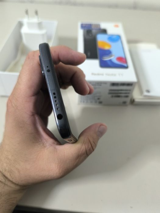 Redmi note11 6/128GB ikkita simkarta ketadi kamera 50MP srochno sotila