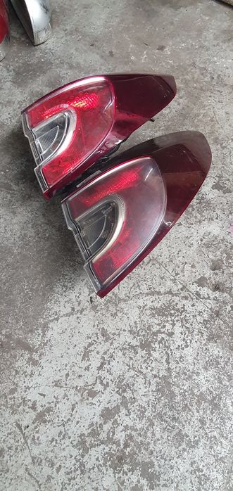 Stop dreapta aripa megane 3 combi