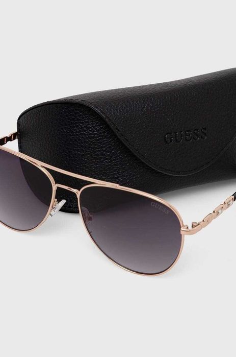 Оригинални дамски слънчеви очила Guess -45%