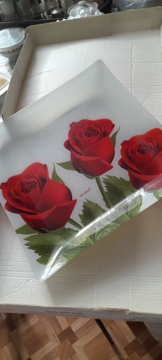 Продам блюдо толстое стекло