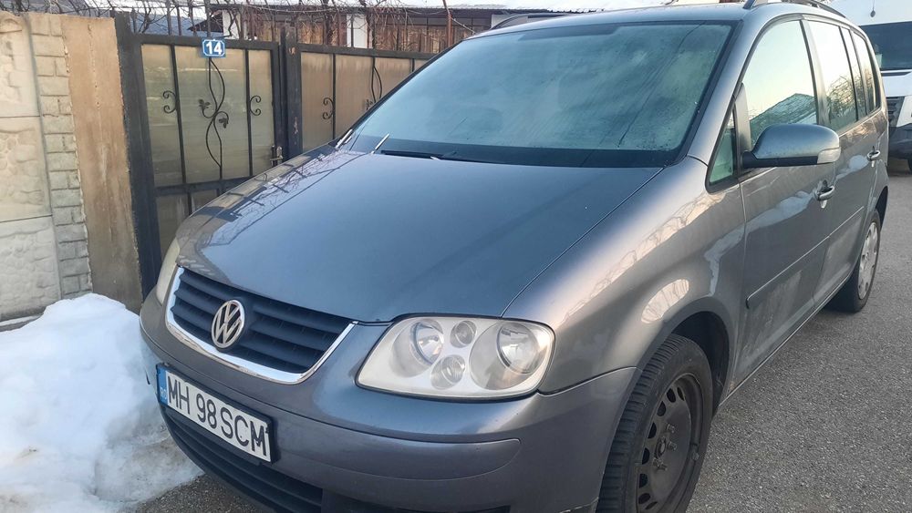 Vand wv touran masina personala