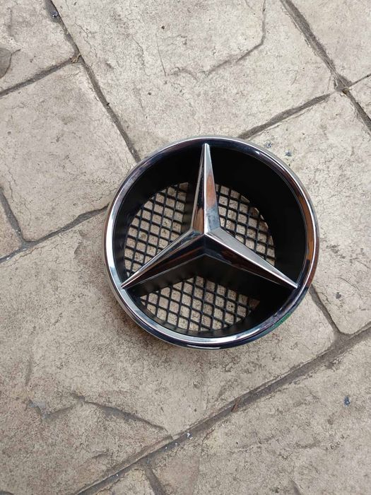 Оригинална емблема за Мерцедес w207 216