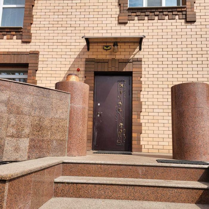 Уютный Дом 360м2 6й микрорайон