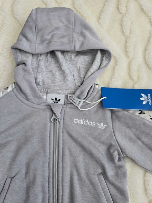 Бебешки екип Adidas - нов
