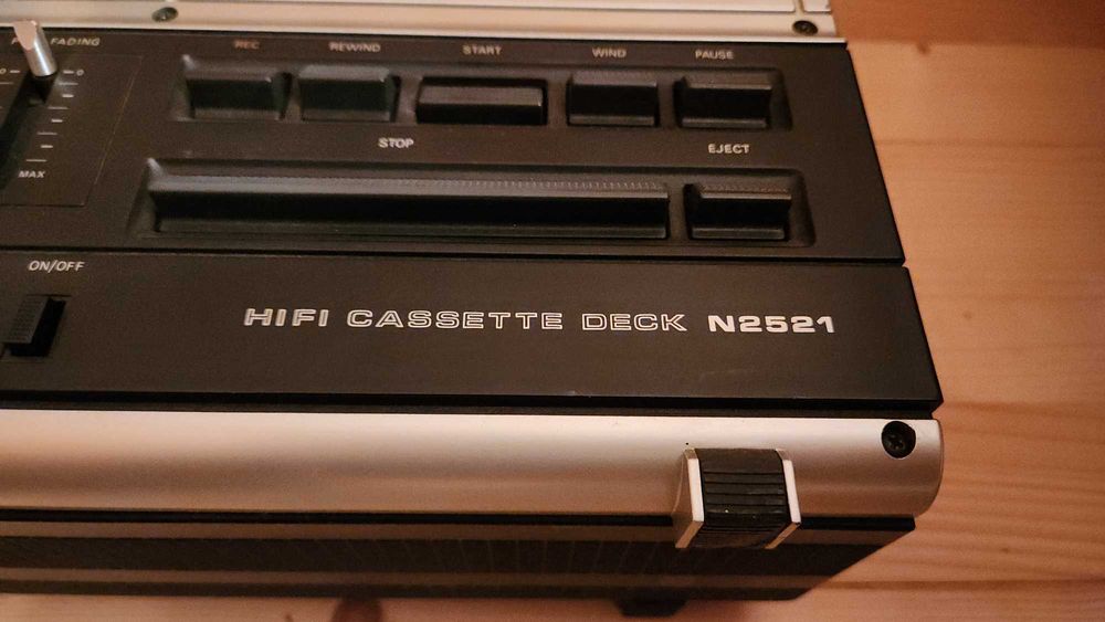 Касетен дек PHILIPS ретро