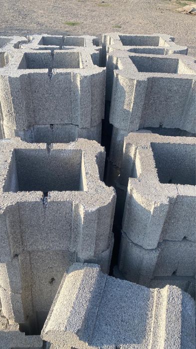 Сплитерные блоки , перегородка 40-40 колонны