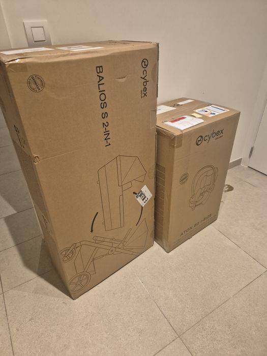 Cărucior Cybex 2 in 1 + scoica auto