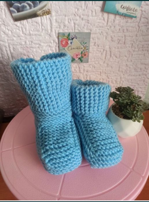 Продаю детские пинетки