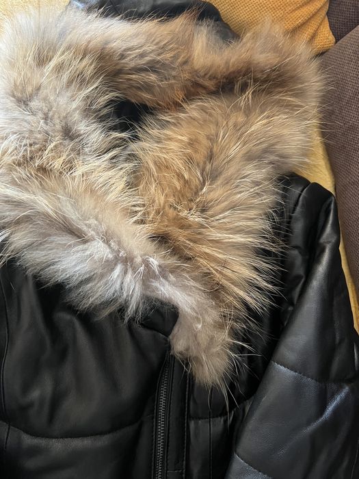 Geaca din piele cu blana naturala