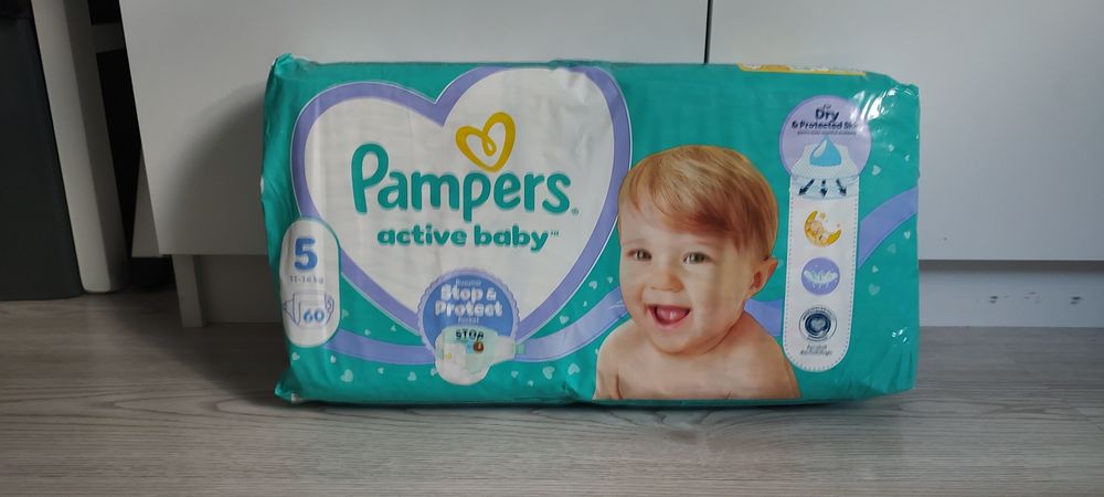 Scutece Pampers marimea 5