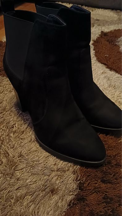 Ghete Dama . Marimea 39