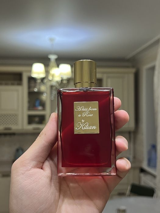 Kilian A kiss from a rose, Оригинальный