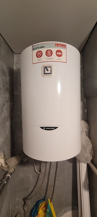 Продам Аристон в идеальном состоянии.