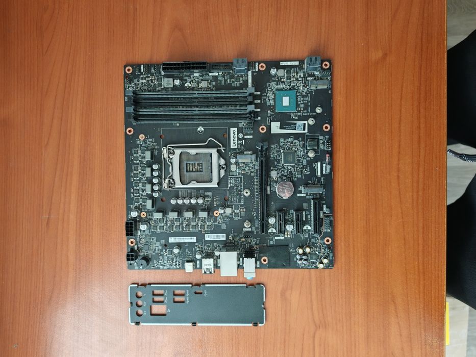 дънна платка LGA 1200