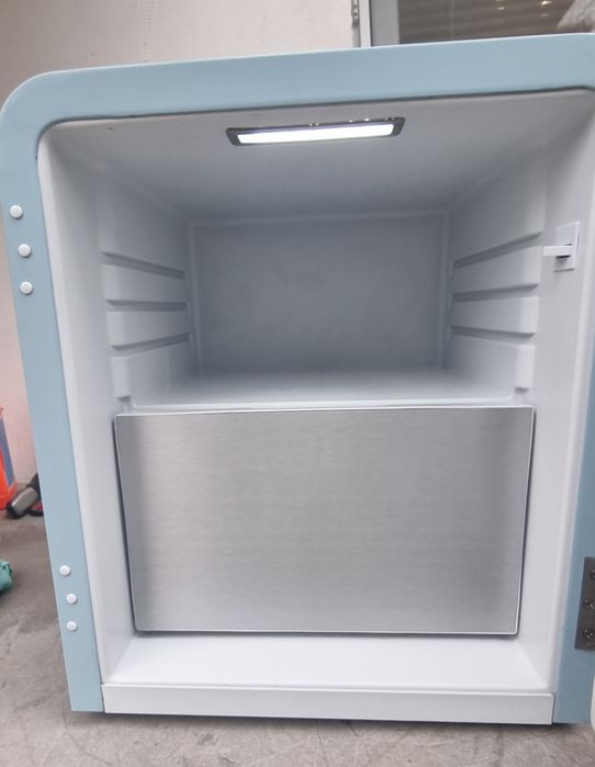 Мини хладилник с фризер Klarstein 37L